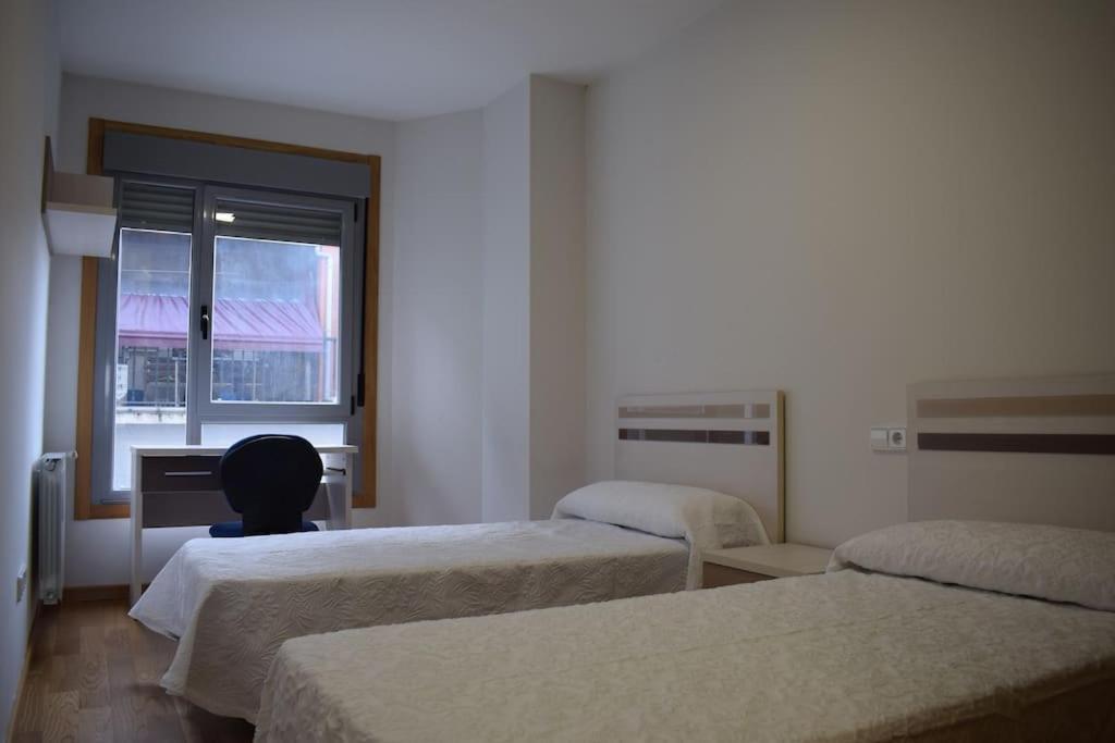 Apartamento Centro Villagarcia. Vilagarcia de Arousa Bagian luar foto